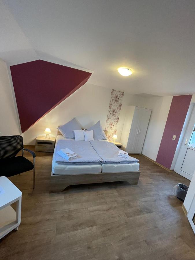 Gaestehaus Zum Surgrund Motel *