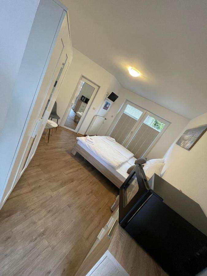 Motel Gaestehaus Zum Surgrund